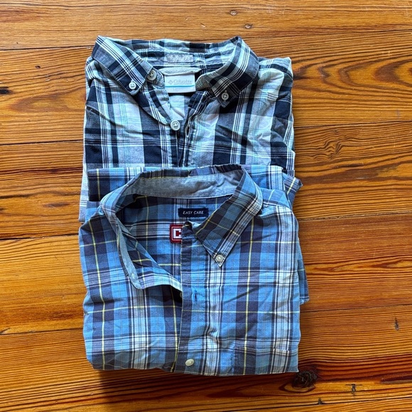 BUNDLE 2 Men Short Sleeve Shirts 1 Chaps 1 Columbia Size Medium - Picture 1 of 4